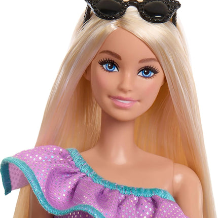 Barbie Fashion Doll with Accessories – Modern Stylish Outfit, Iconic Barbie Signature Look – HYT61