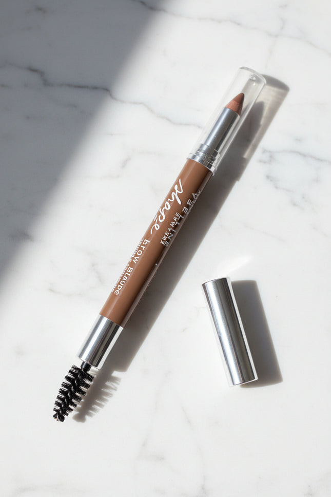 Maybelline Master Shape Brow Pencil – Natural Wax Eyebrow Definer & Groomer, Dark Blonde / Soft Brown