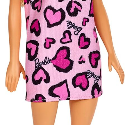 Barbie Chic Fashion Doll Assortment – Trendy Outfits & Chic Accessories, Collectible Fashion Doll (Styles May Vary) – T7439