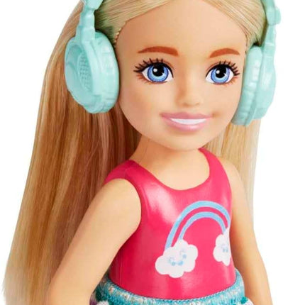 Barbie Chelsea Travel Set – Small Blonde Doll with Puppy, Pet Carrier, Opening Backpack & 6 Travel Accessories – HJY17