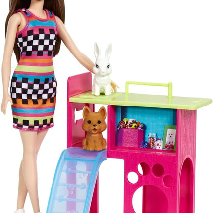 Barbie Fashionistas Doll with Accessories – Distinctive Fashion-Forward Look Celebrating Diversity – HGM62