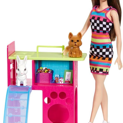 Barbie Fashionistas Doll with Accessories – Distinctive Fashion-Forward Look Celebrating Diversity – HGM62