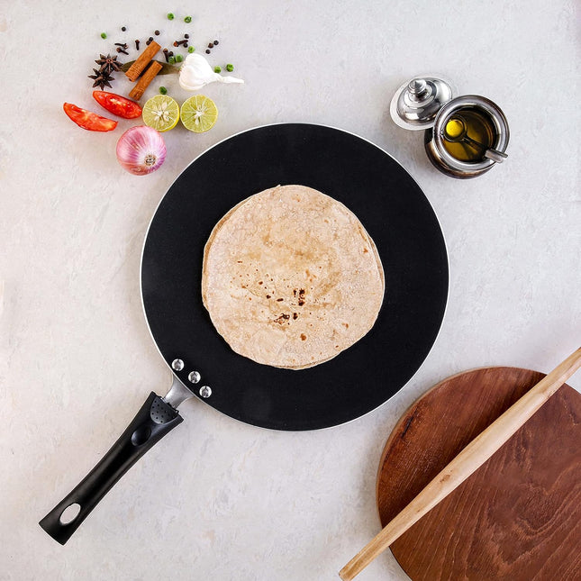 Vinod Concave Roti Tawa - průměr 10,5 palce - Pánev na pečení - Pánev na palačinky - Bez PFOA - Nepřilnavá pánev - Navrženo pro rychlé a rovnoměrné vaření - Snadné čištění - Vhodné pro kovové obracečky - Rukojeti s trojitým nýtováním