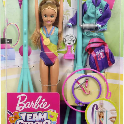 Barbie Fashionistas Doll with Accessories – Diverse Inclusive Look, On-Trend Stylish Outfit – GBK59